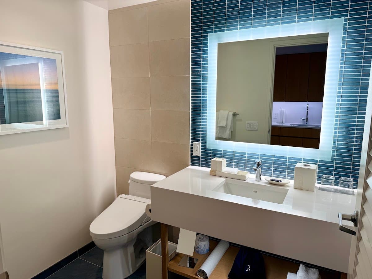 Renaissance Honolulu Hotel & Spa — photo 4