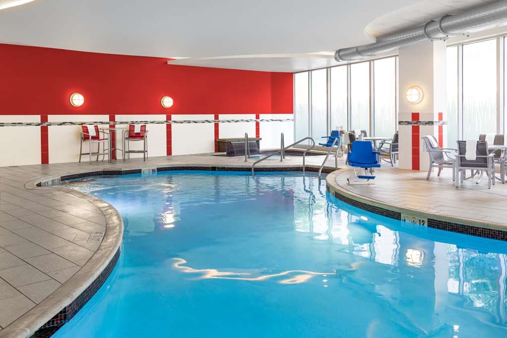 Hampton Inn & Suites Madison / Downtown — photo 3