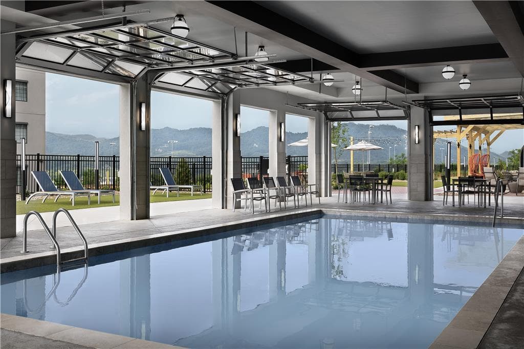 Embassy Suites by Hilton Pigeon Forge Resort — photo 3
