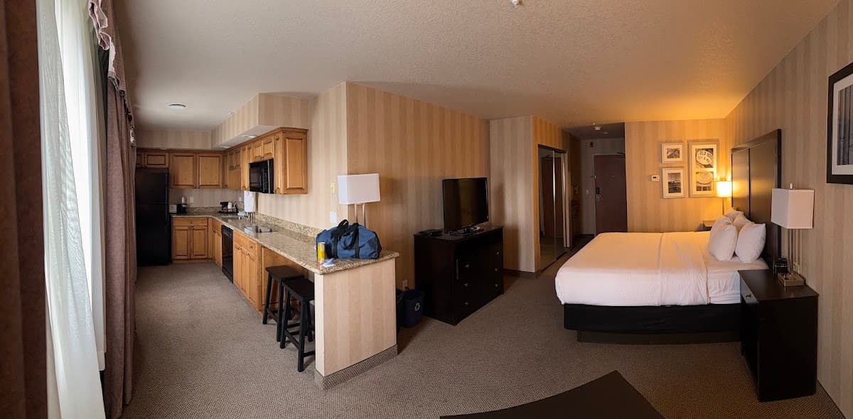 La Quinta Inn & Suites by Wyndham Boise Towne Square — photo 2