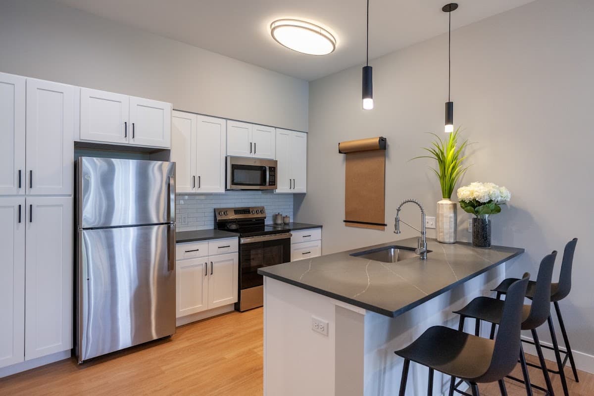 Founders Square Apartments — photo 4