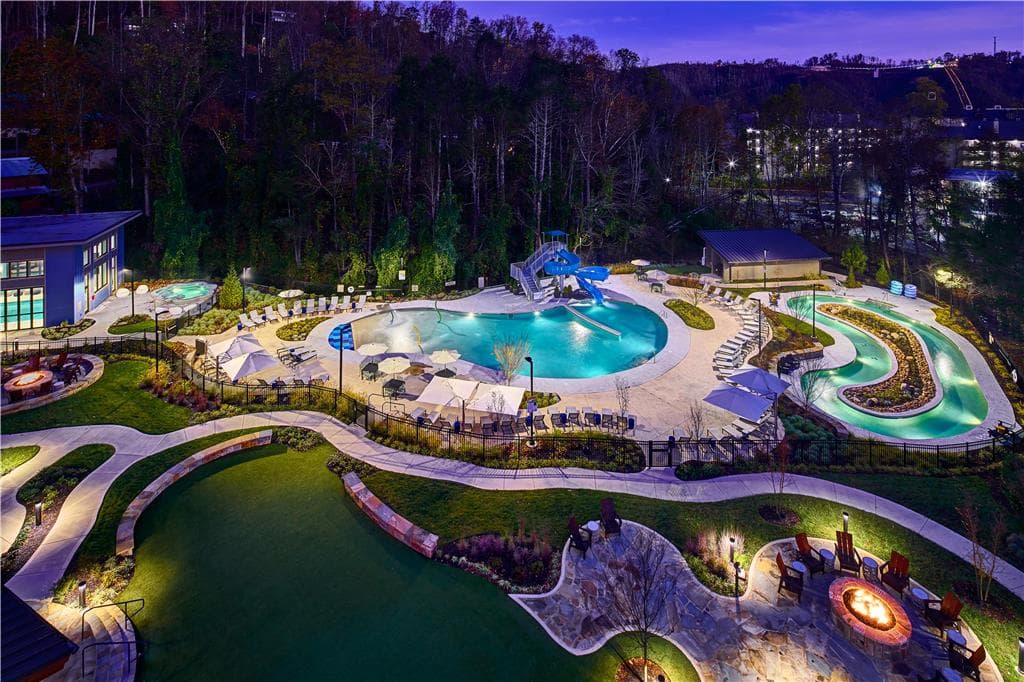Embassy Suites by Hilton Gatlinburg Resort — photo 3
