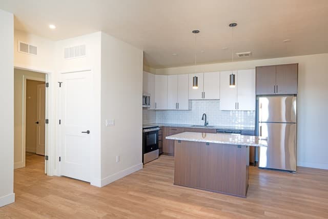 Junction72 Apartments — photo 3