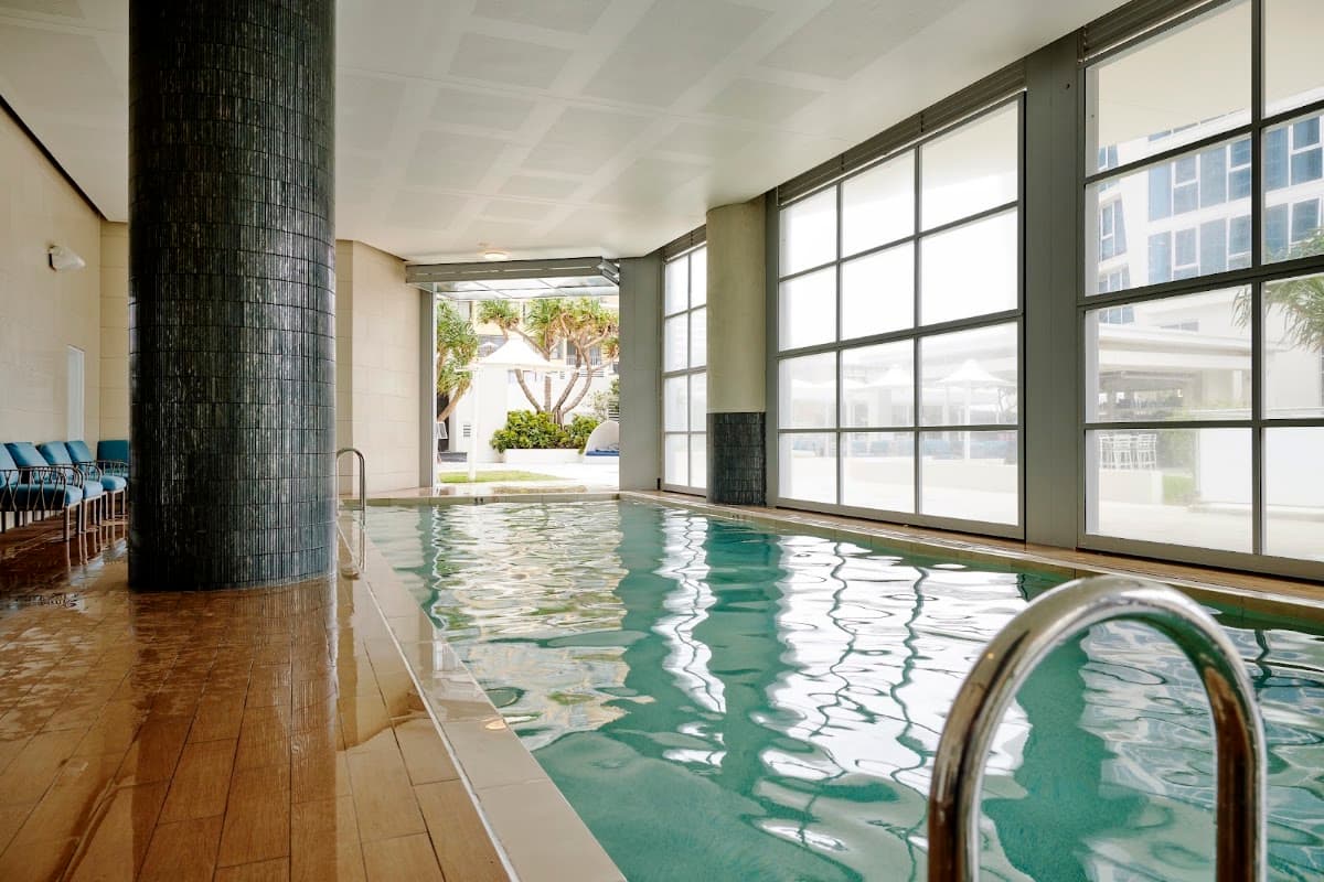 Hilton Surfers Paradise Hotel & Residences — photo 3