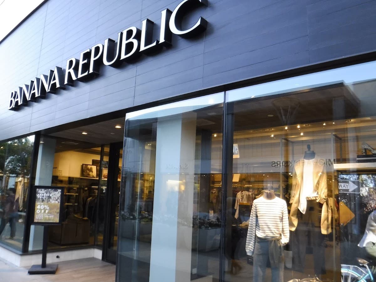 Banana Republic — photo 3