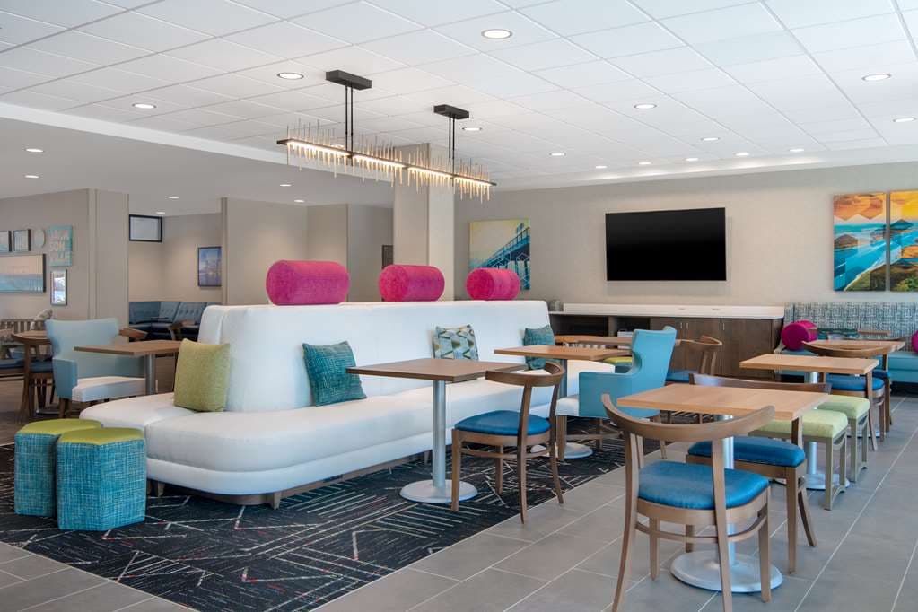 Home2 Suites by Hilton Jacksonville Downtown — photo 4