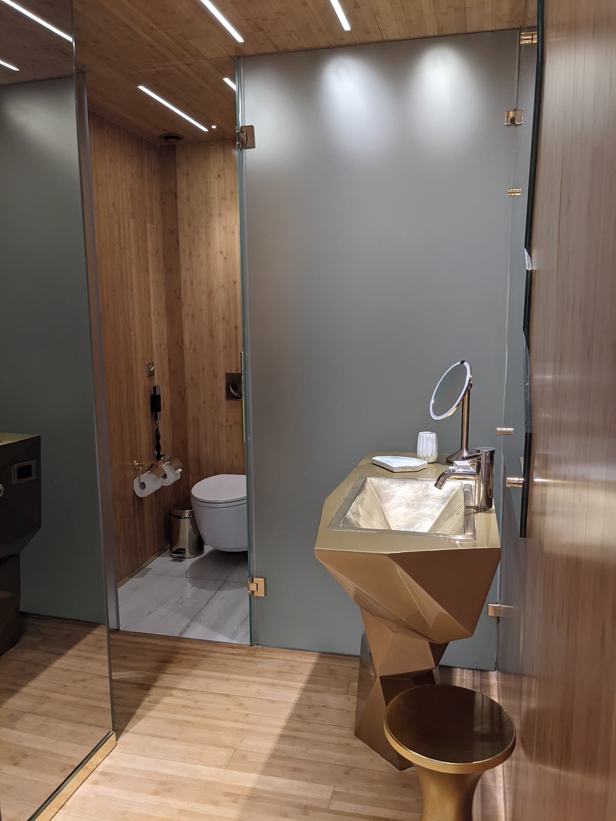 NEW Hotel — photo 3