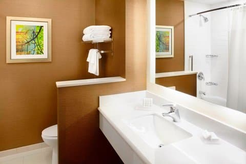 Fairfield by Marriott Inn & Suites Wheeling at The Highlands — photo 4