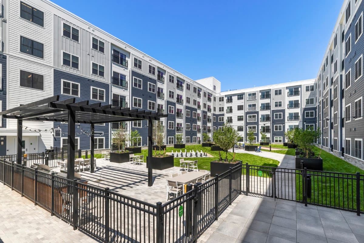 Poet Hill Place — photo 1