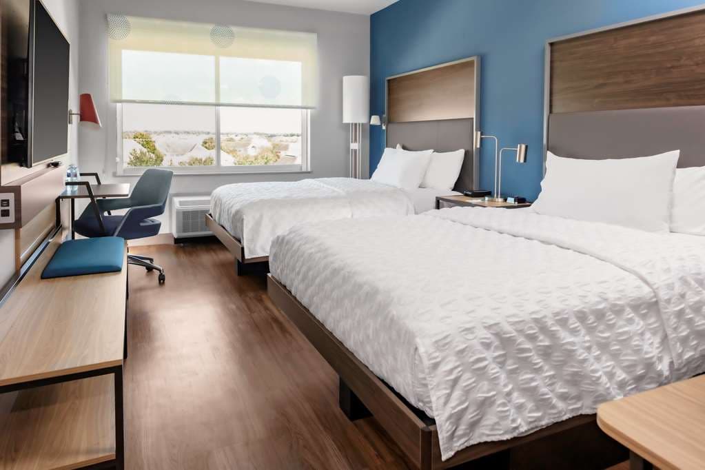 Tru by Hilton Cypress Houston — photo 2