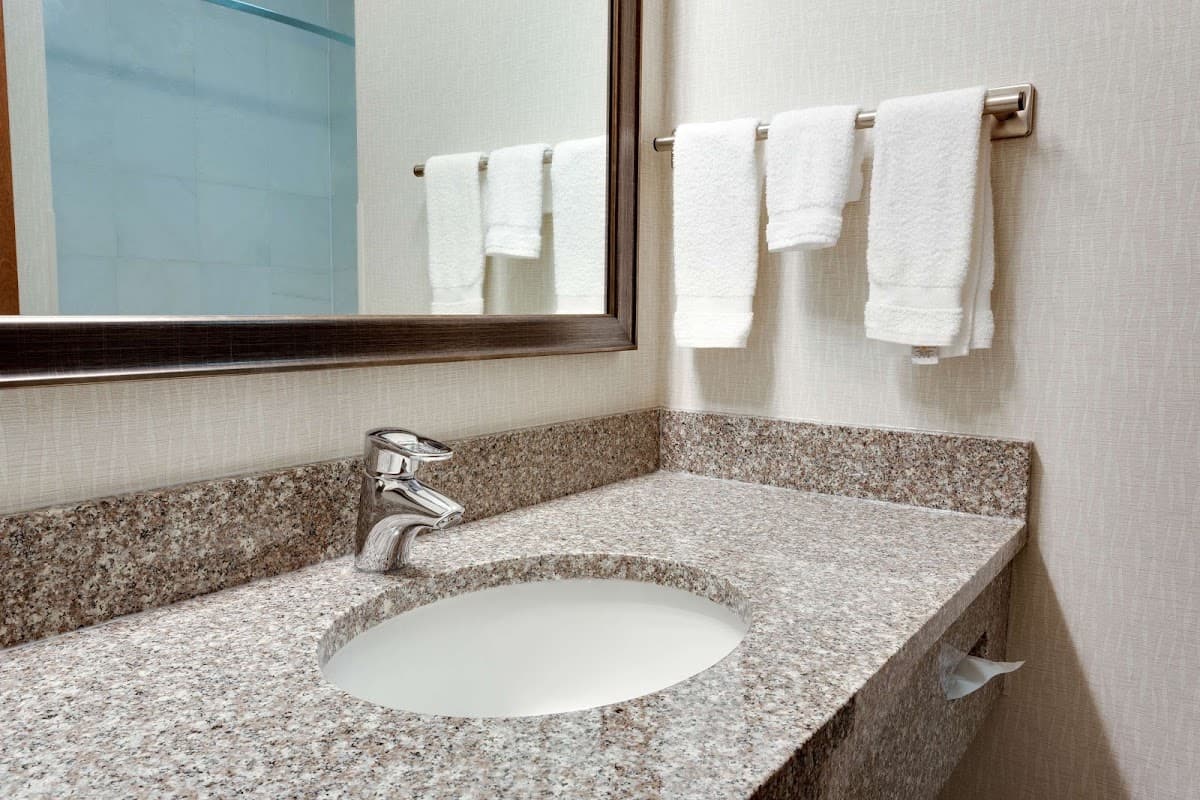 Drury Inn & Suites Greenville — photo 4