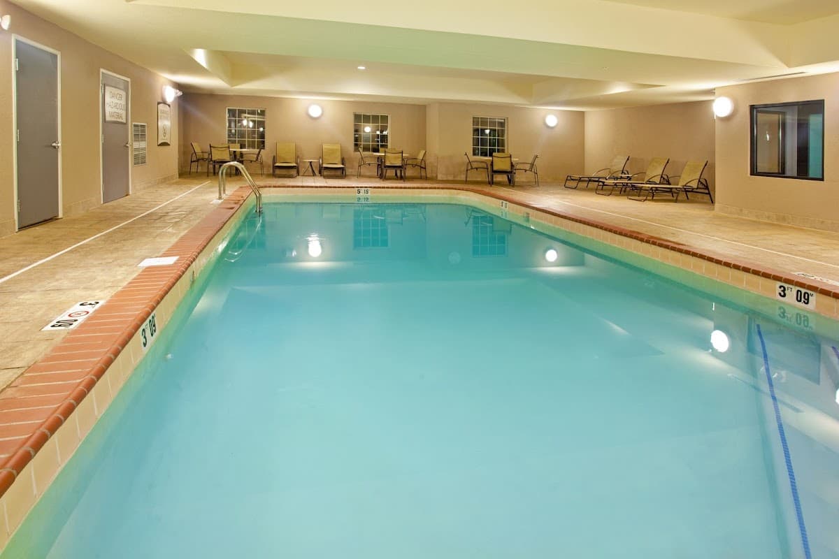 Staybridge Suites Elkhart North by IHG — photo 3