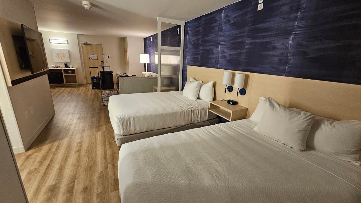 Hyatt Place Fort Lauderdale Cruise Port & Convention Center — photo 2
