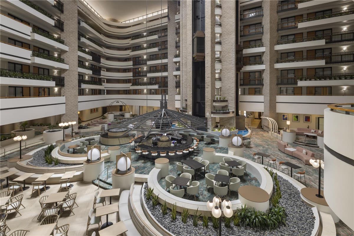 Embassy Suites by Hilton Orlando International Drive ICON Park — photo 5