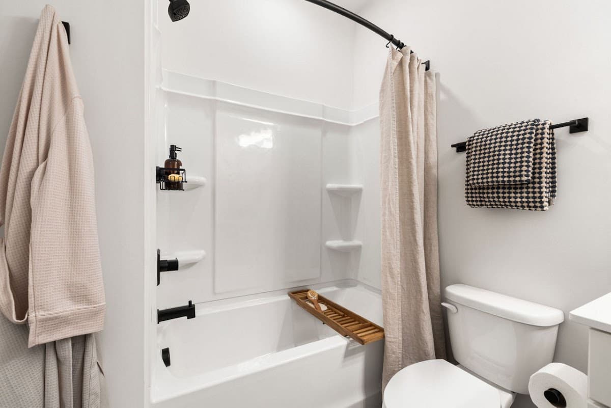 HARMON Jefferson Village by Crescent Communities — photo 4