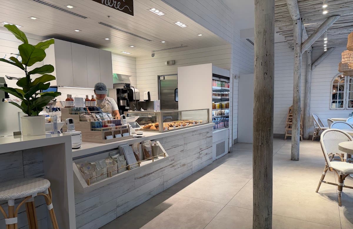 Pura Vida Miami — photo 5