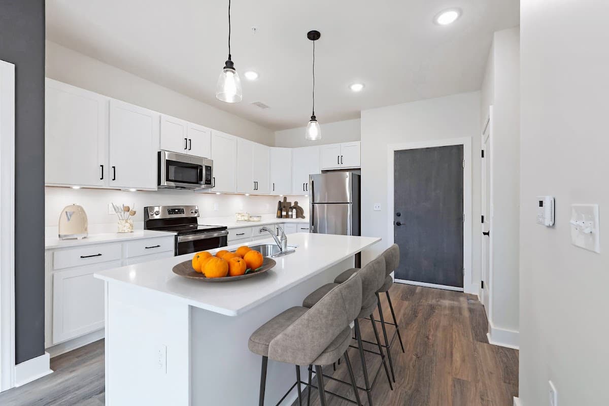 Shadow Creek West Apartments — photo 4