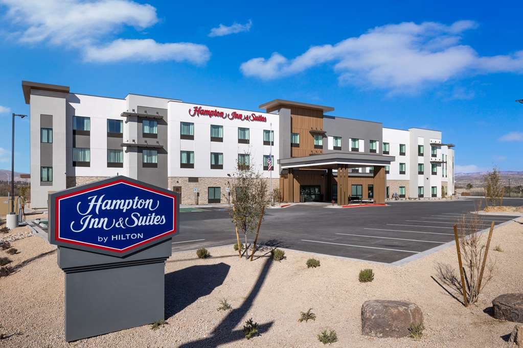 Hampton Inn and Suites by Hilton Cottonwood — photo 1