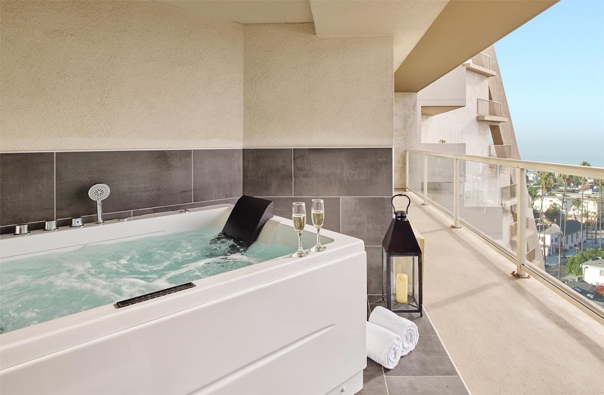 Hyatt Centric Delfina Santa Monica — photo 5