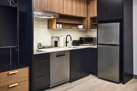 Apiary Hotel Belleview Station Denver — photo 4