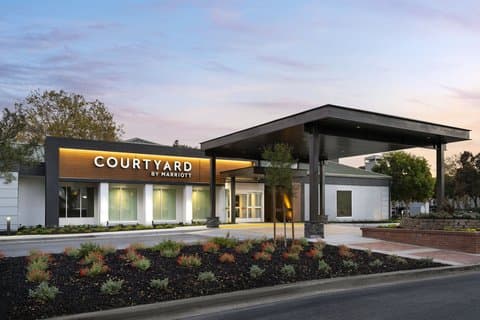Courtyard by Marriott San Mateo Foster City — photo 1