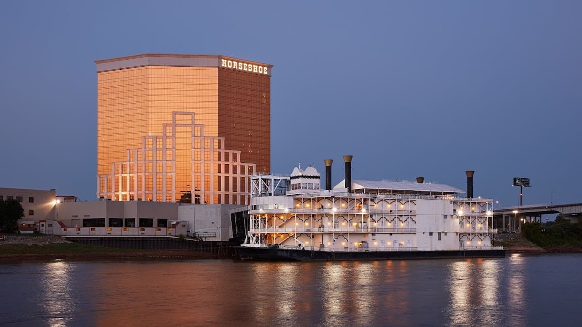 Horseshoe Bossier City - A Caesars Rewards Destination — photo 1
