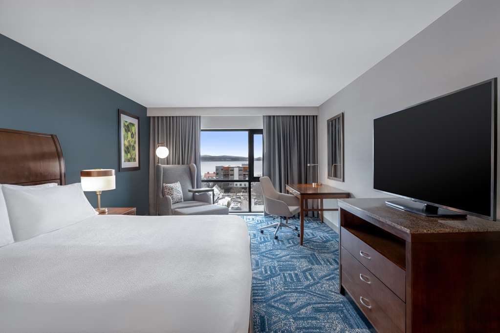 Hilton Garden Inn Burlington Downtown — photo 2
