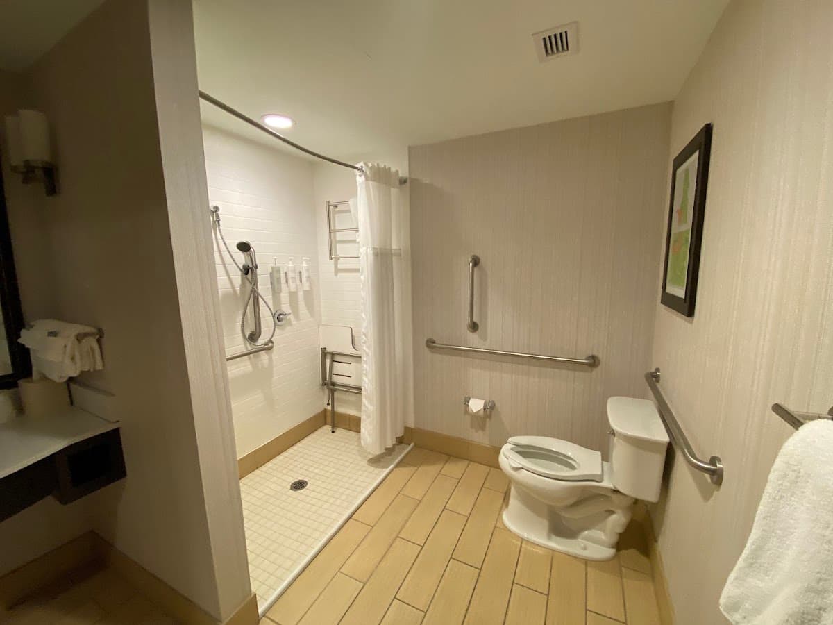 Hilton Garden Inn Burlington Downtown — photo 4