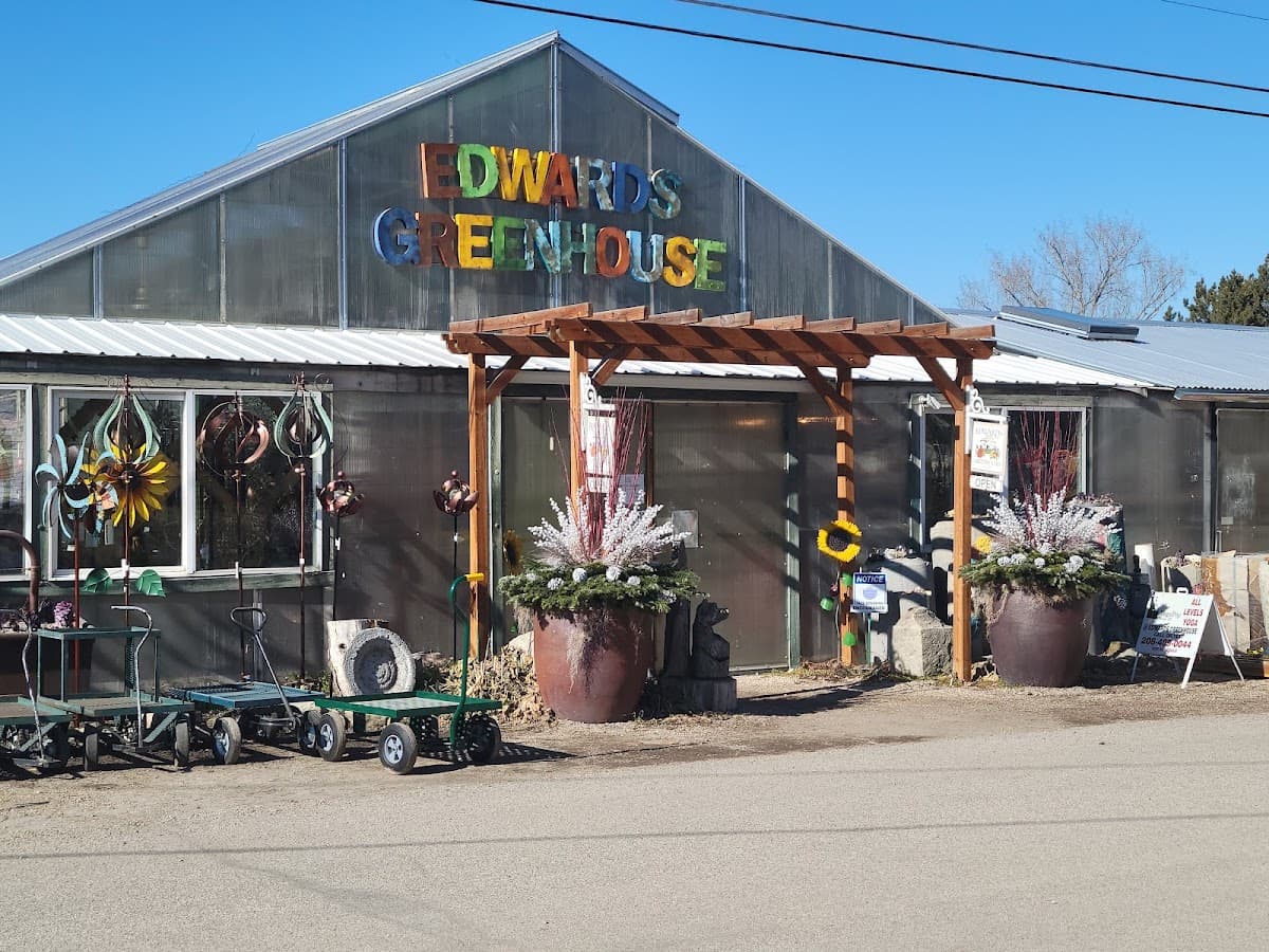 Edwards Greenhouse & Flowershop — photo 5