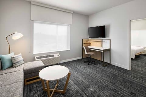 TownePlace Suites by Marriott Plant City — photo 5