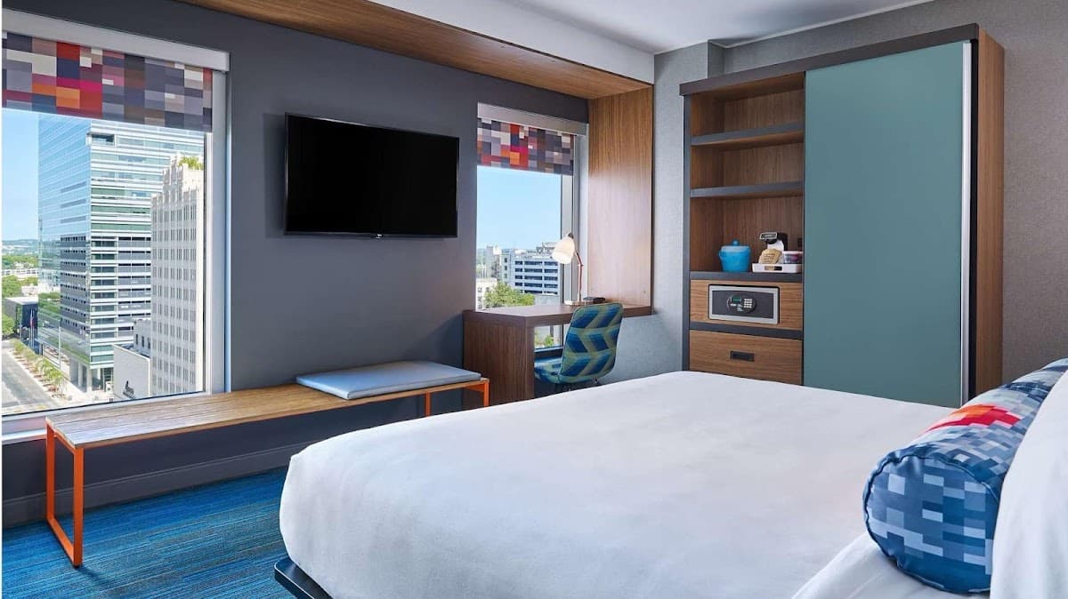 Aloft by Marriott Austin Downtown — photo 1