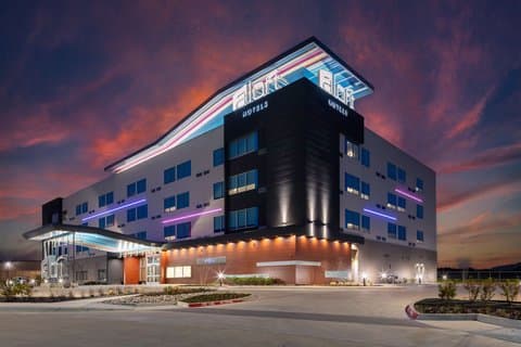 Aloft by Marriott Dallas Arlington South — photo 1