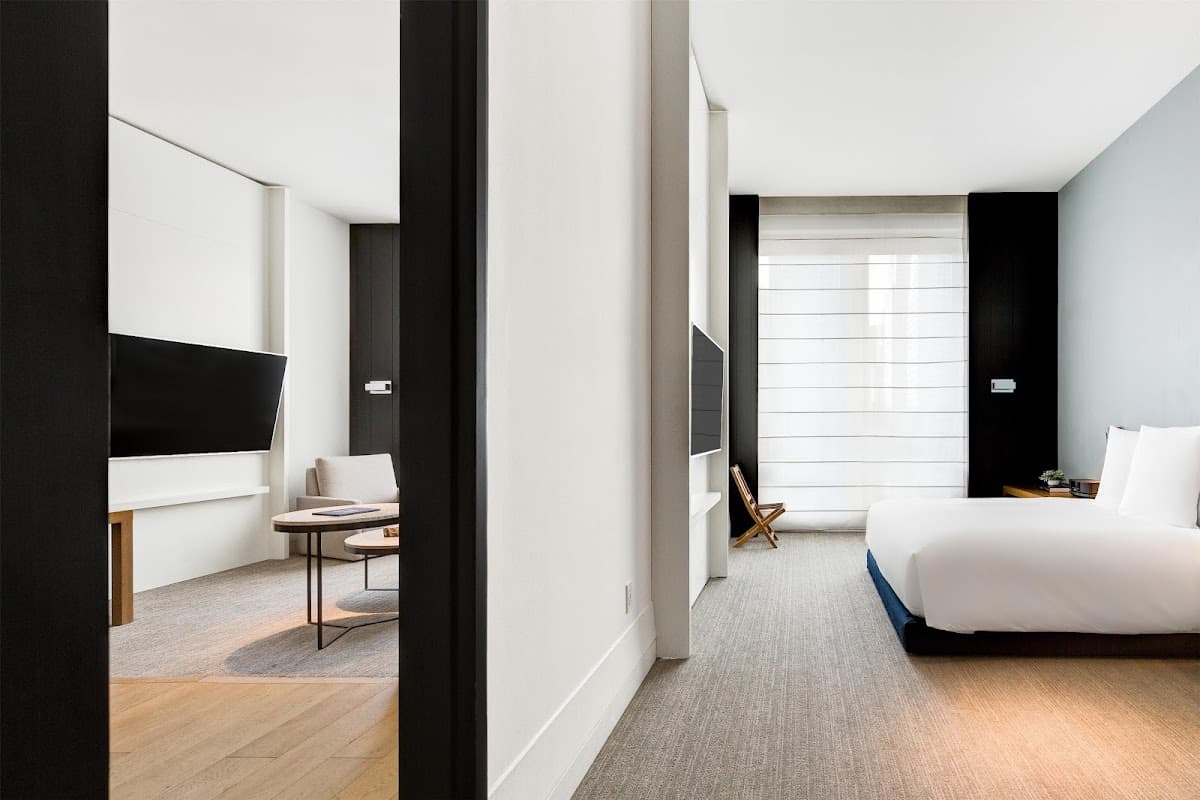 Andaz 5th Avenue, by Hyatt — photo 2