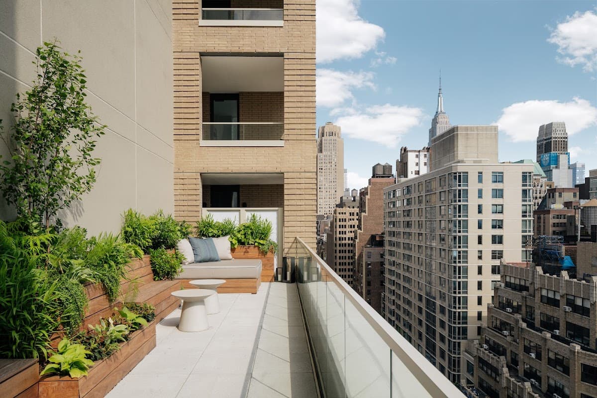 Arlo Midtown — photo 1