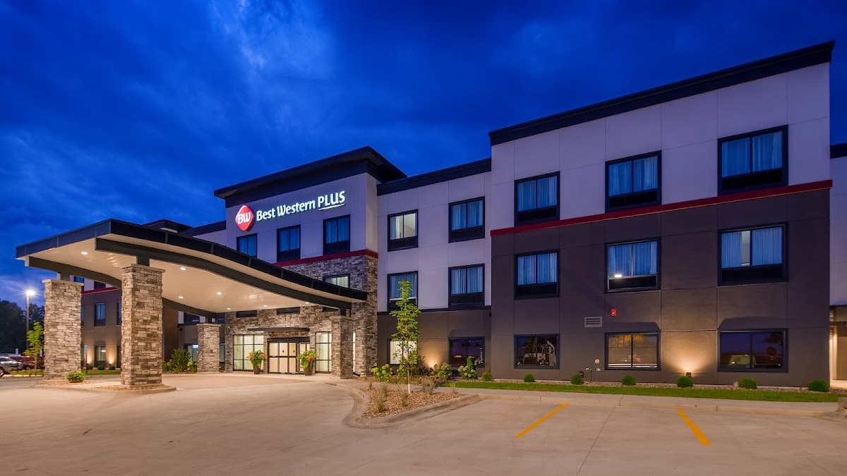 Best Western Plus LaCrescent / LaCrosse — photo 1