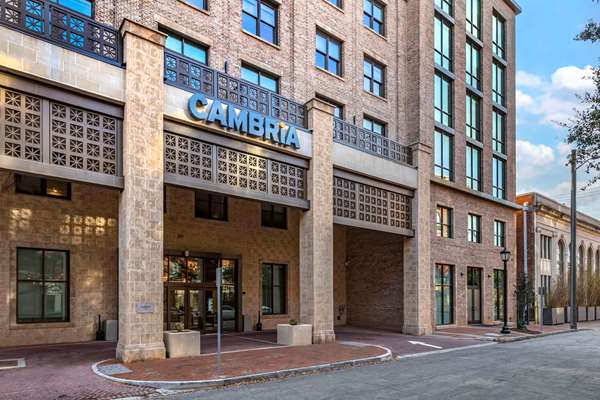 Cambria Hotel Savannah Downtown Historic District — photo 4