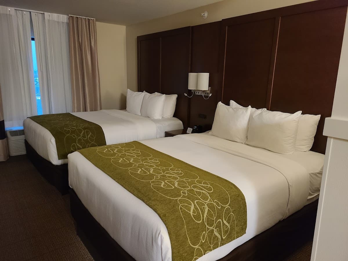 Comfort Suites Grand Island — photo 2