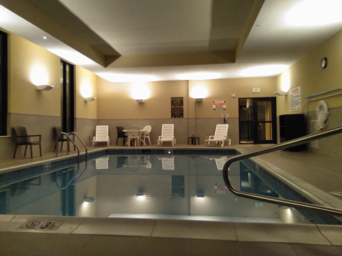 Comfort Suites Grand Island — photo 3