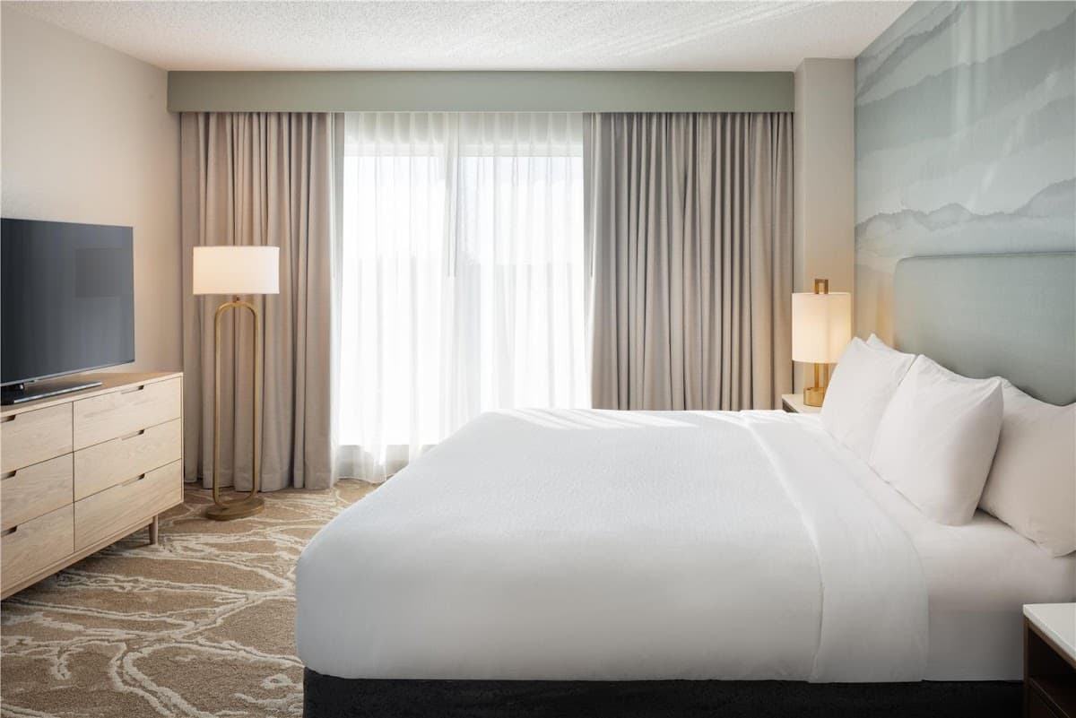 Embassy Suites by Hilton San Marcos Hotel Conference Center — photo 2