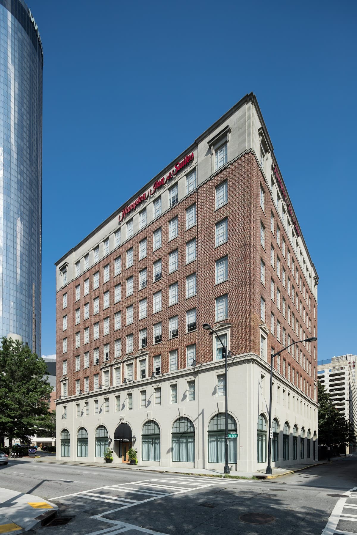 Hampton Inn & Suites Atlanta-Downtown — photo 1