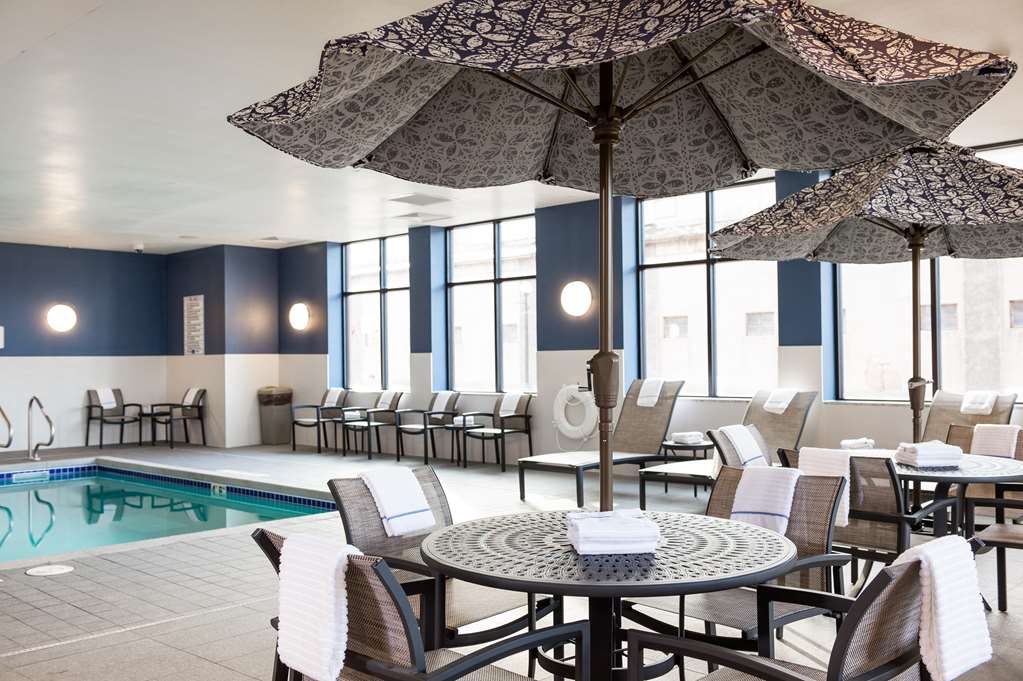 Hampton Inn & Suites La Crosse Downtown — photo 3