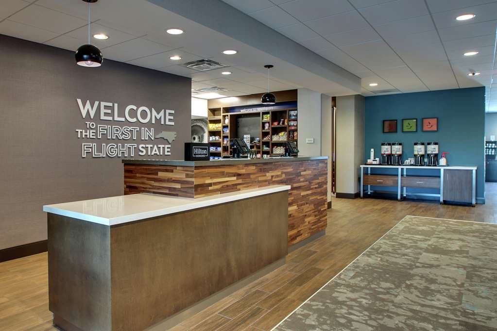 Hampton Inn & Suites Southport — photo 5