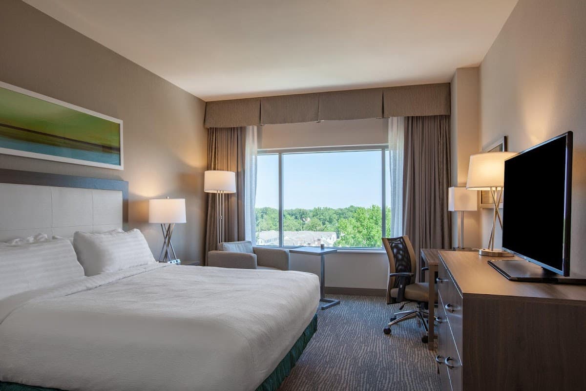 Holiday Inn Cleveland Clinic by IHG — photo 2