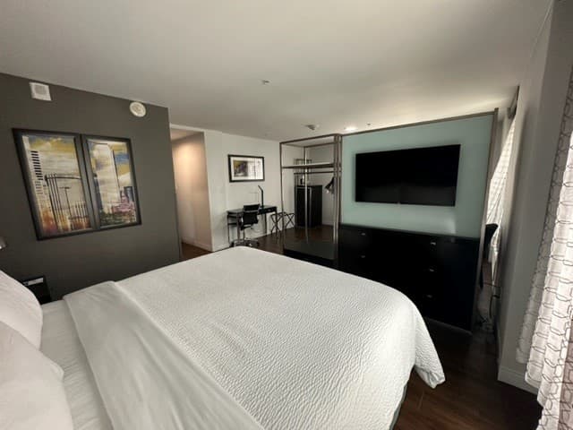 Holiday Inn Express Dallas Downtown — photo 2