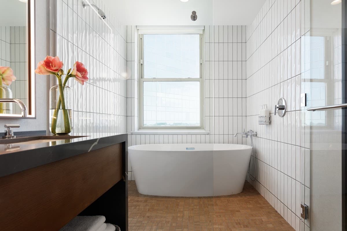 Kimpton Harper Hotel — photo 3