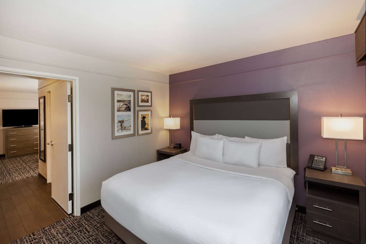 La Quinta Inn & Suites by Wyndham Rockwall — photo 2