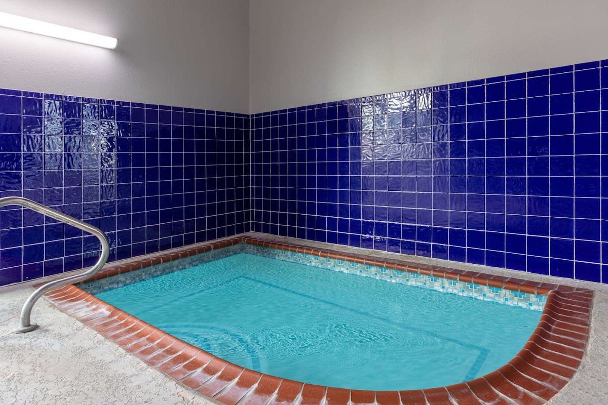 La Quinta Inn & Suites by Wyndham Rockwall — photo 3