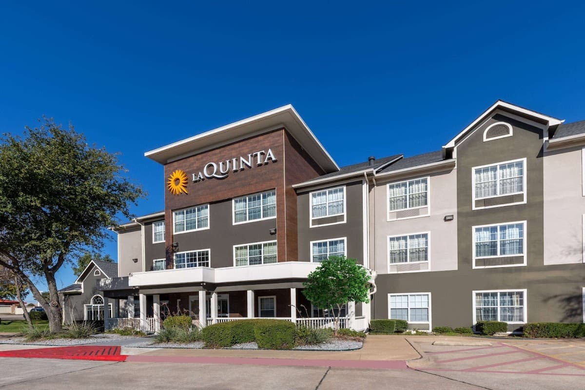 La Quinta Inn & Suites by Wyndham Rockwall — photo 5
