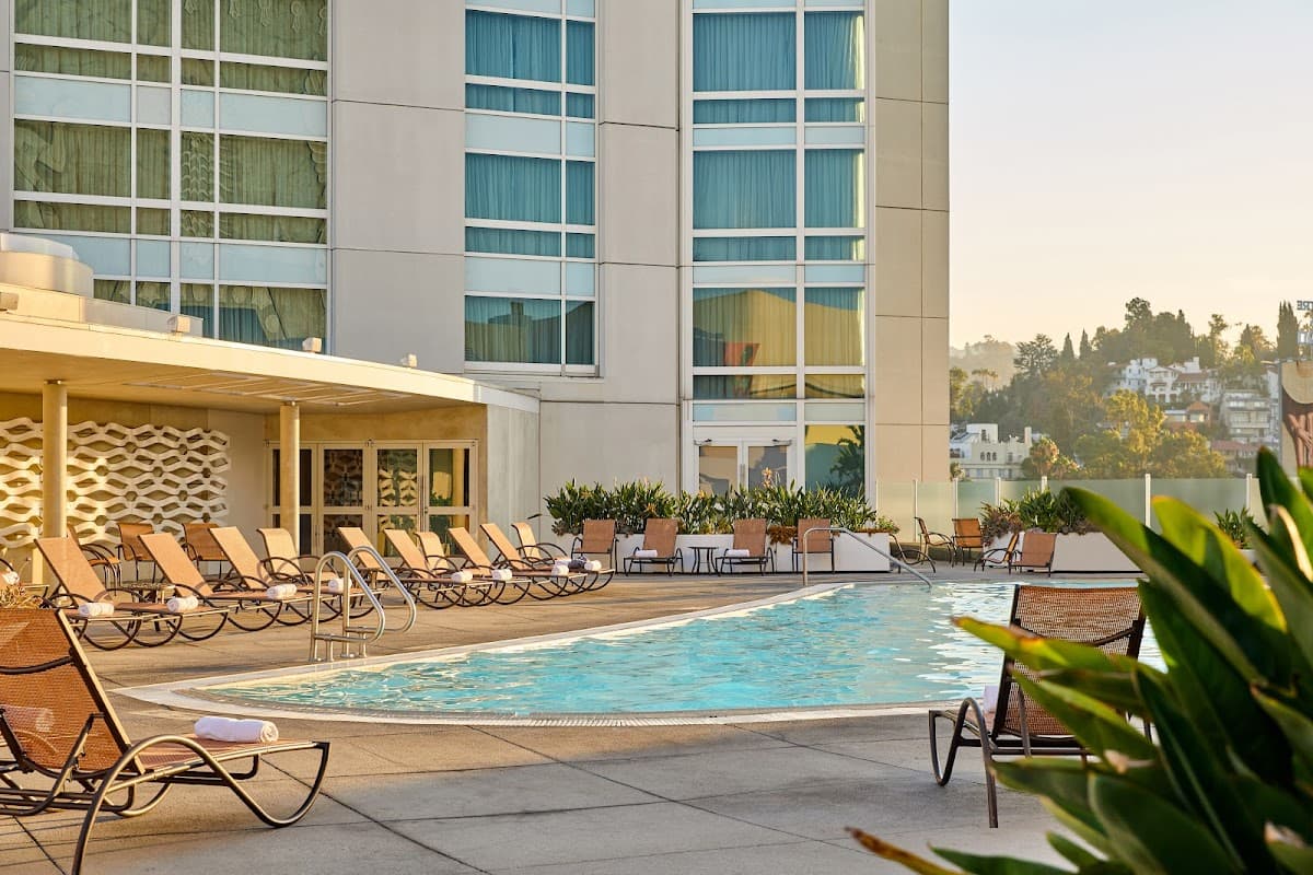 Loews Hollywood Hotel — photo 1