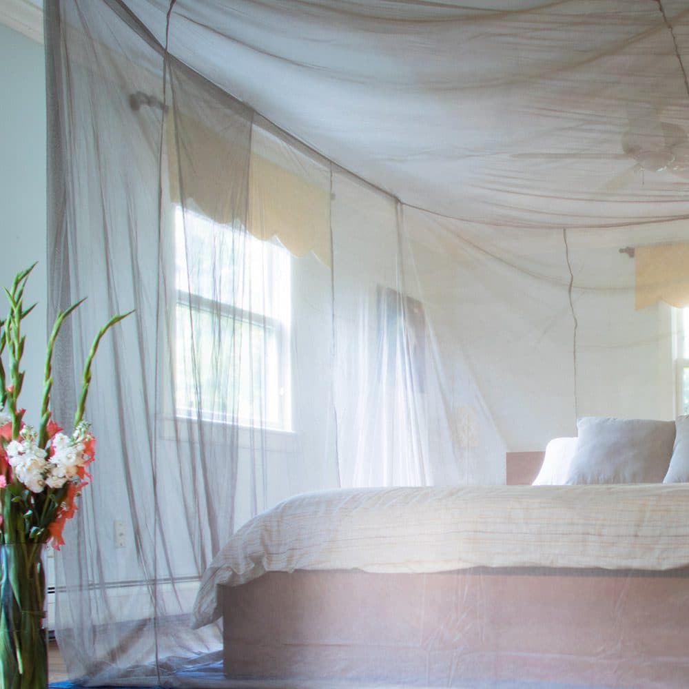 Bed canopy (EMF protection)